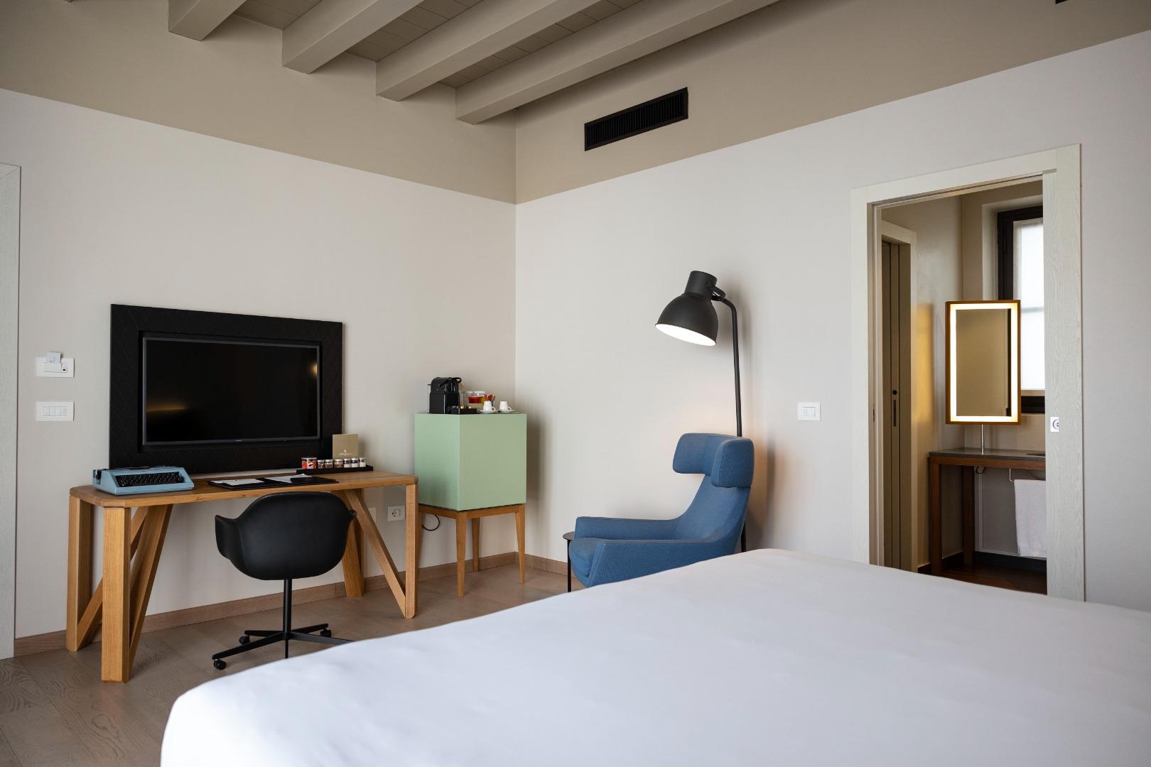 Queen Room